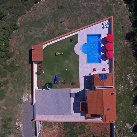 Semesterbostad Nettes In Mit Privatem Pool By Interhome *